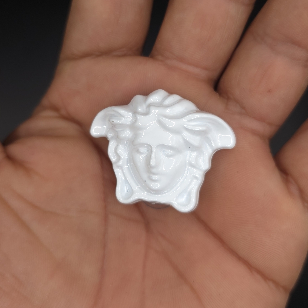 (𝟐/$𝟏𝟓) Versace Medusa Croc Charm - Picture 3 of 5